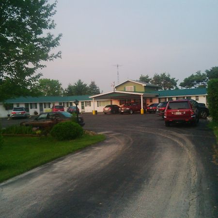 Silver Motel Chatham-Kent Exterior photo