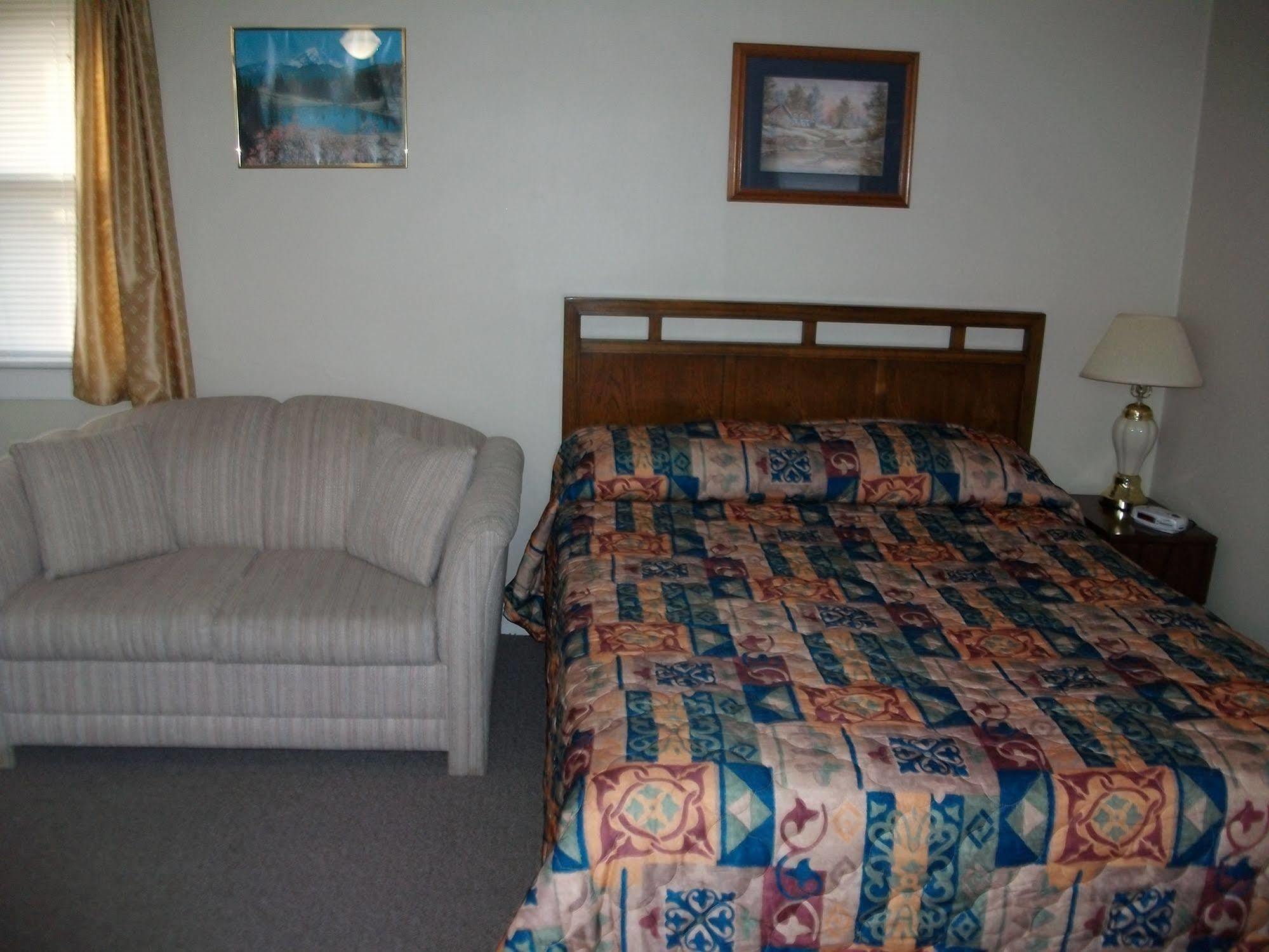 Silver Motel Chatham-Kent Exterior photo