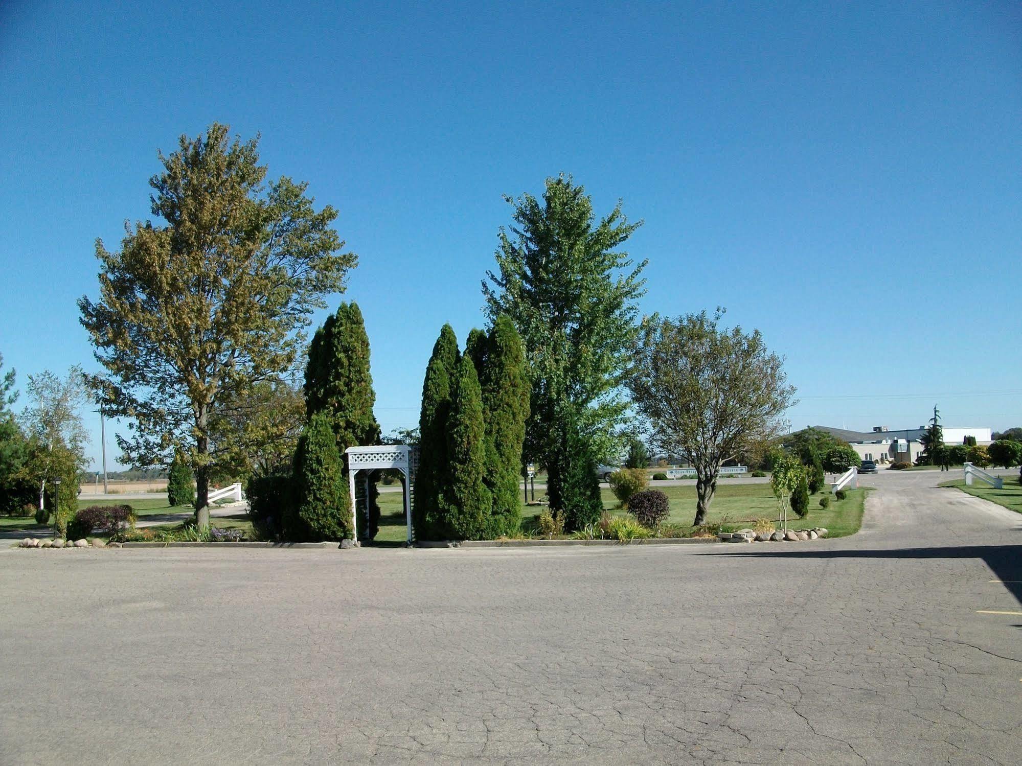 Silver Motel Chatham-Kent Exterior photo