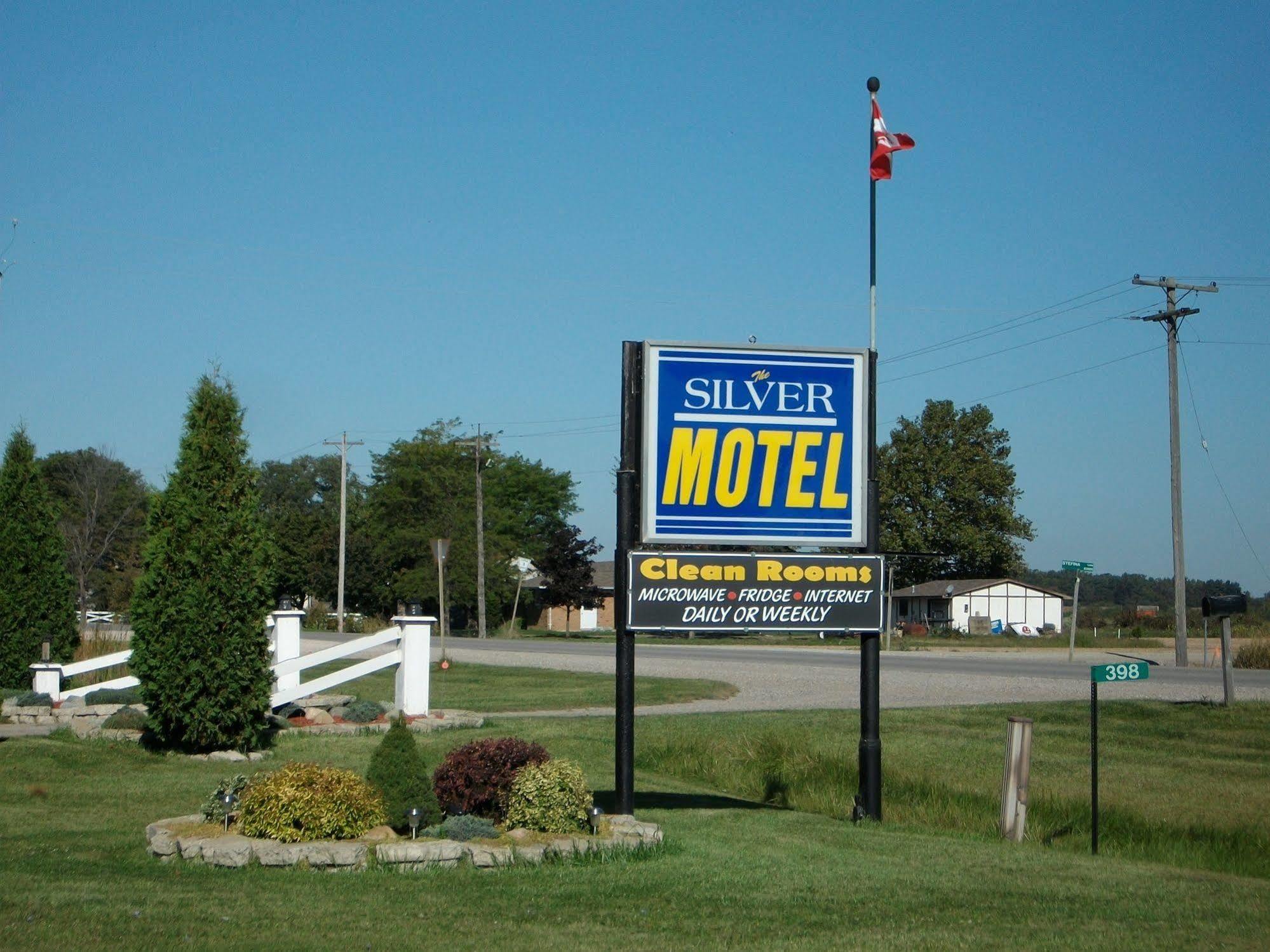 Silver Motel Chatham-Kent Exterior photo